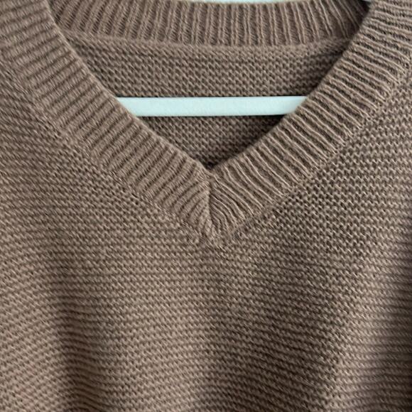 NWT REVOLVE & ANTHROPOLOGIE lovers COMMENSE taupe cropped Sweater XS - Picture 10 of 13
